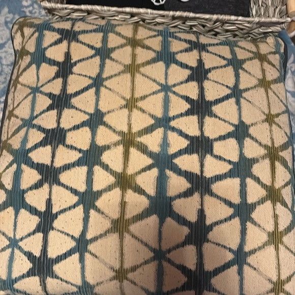 2 Pack Of Pattered Throw Pillows - Picture 1 of 3
